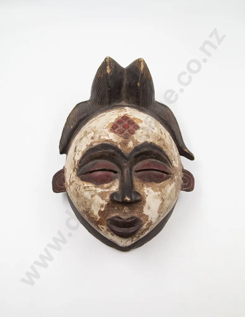 Punu Mask Image 1++