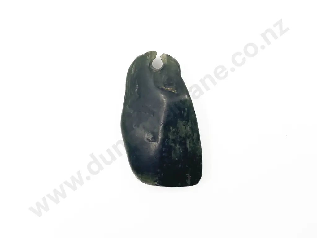 Pounamu Pendant Image 1++