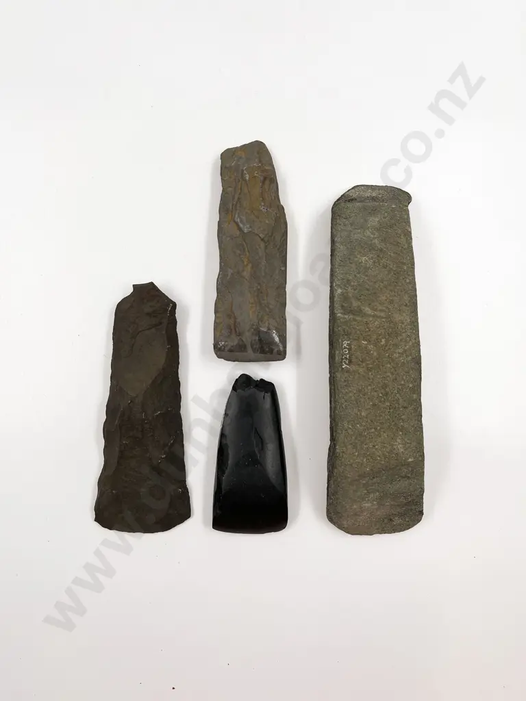 Two Roughouts And Two Toki (Argillite) Image 1++