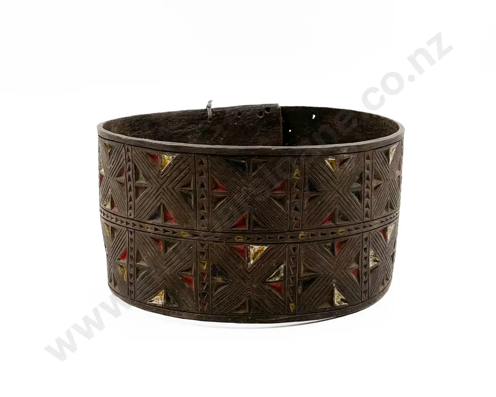 Papua New Guinea Body Adornment Image 1++
