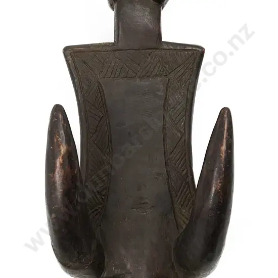 Luba Bow Holder