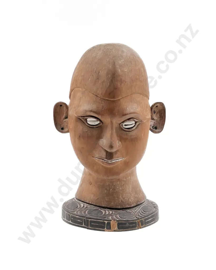 A Papua New Guinea Carved Bust With Cowrie Shell Eyes Image 1++