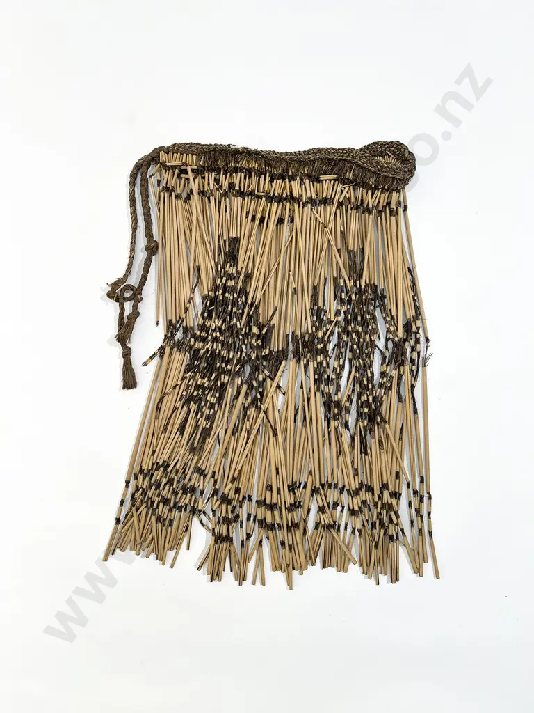 A Piupiu (Maori waist Garment) Image 1++