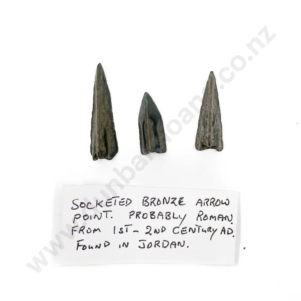 Three Roman Socketed Bronze Arrow Points Image 1++