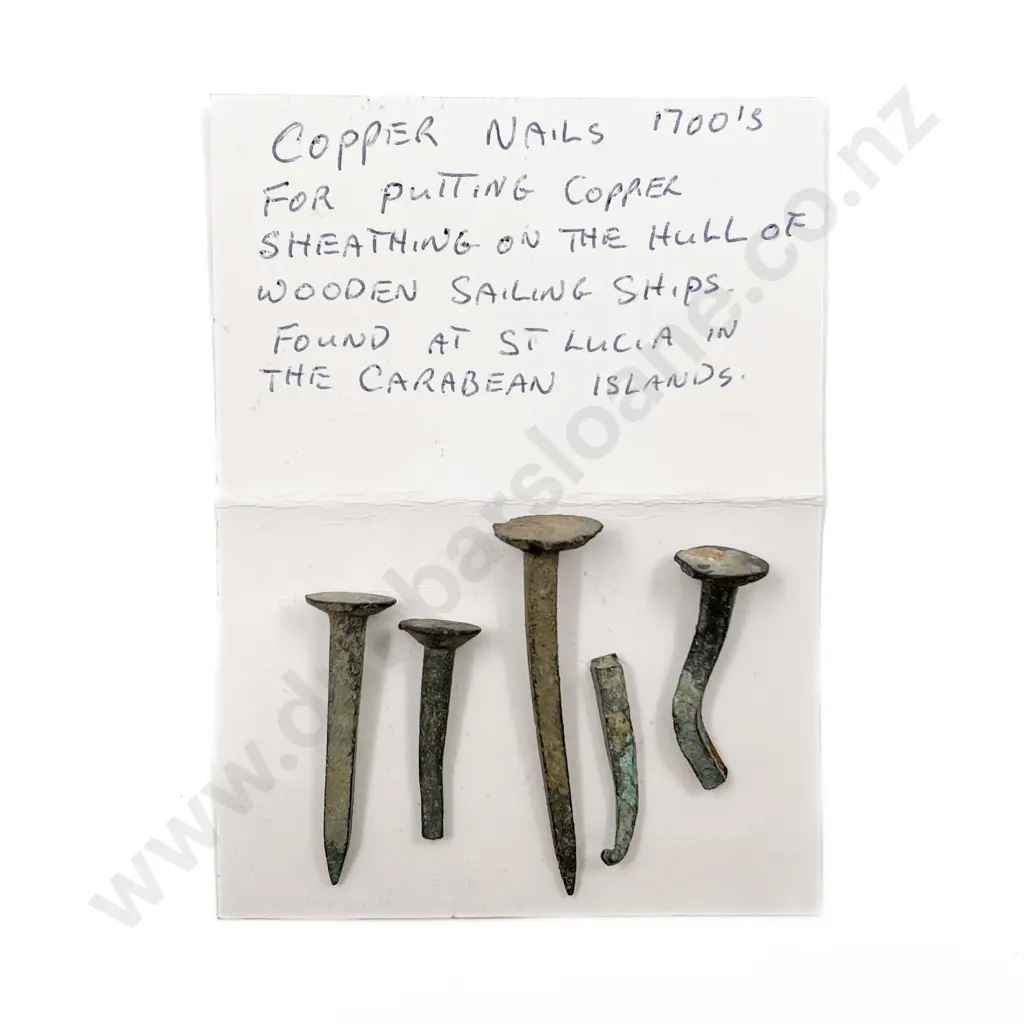 A Group Of Miscellaneous Items Image 1++