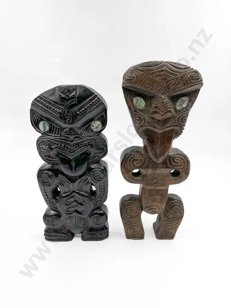 Two Pou Whakairo Figures Image 1++