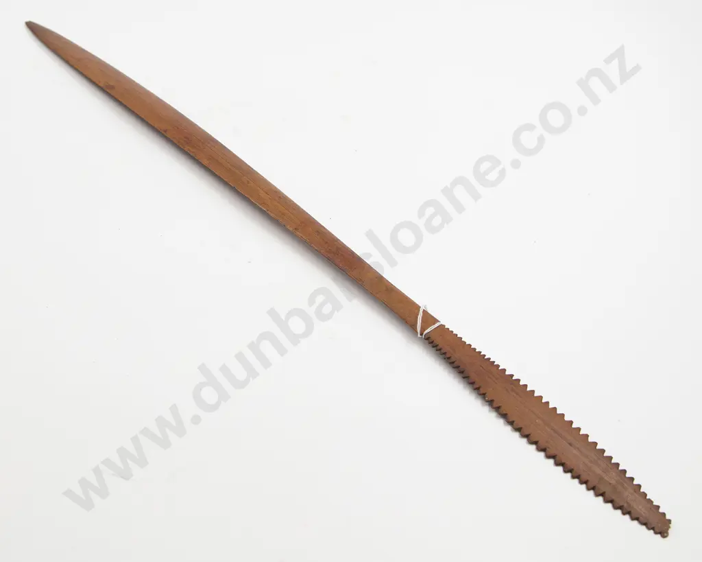 A Papua New Guinea Lime Spatula Image 1++