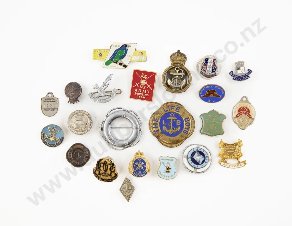 Collection NZ and World Naval and Various Badges and Pendants (22) Image 1++