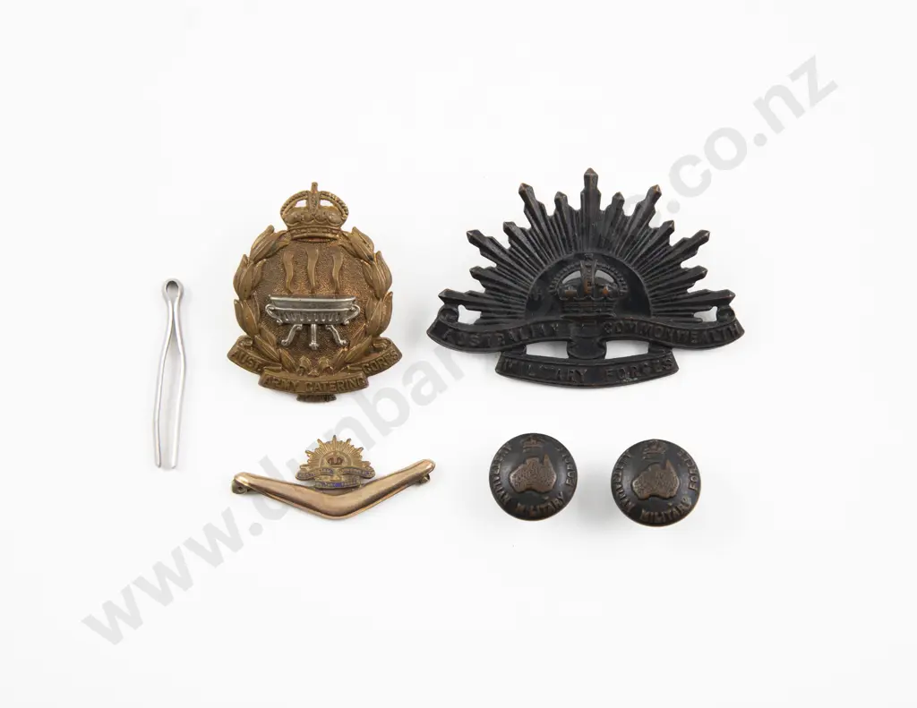 Two WWII Australian Badges Image 1++