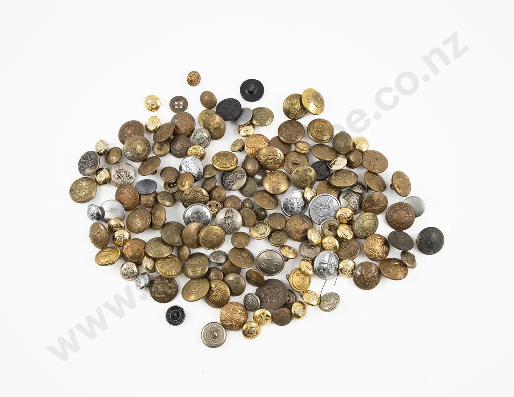 Qty Assorted NZ and World Military Buttons Image 1++