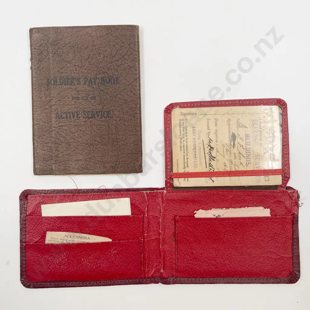 WWII NZ Soldiers Paybook and Official Pass Wallet Image 1++