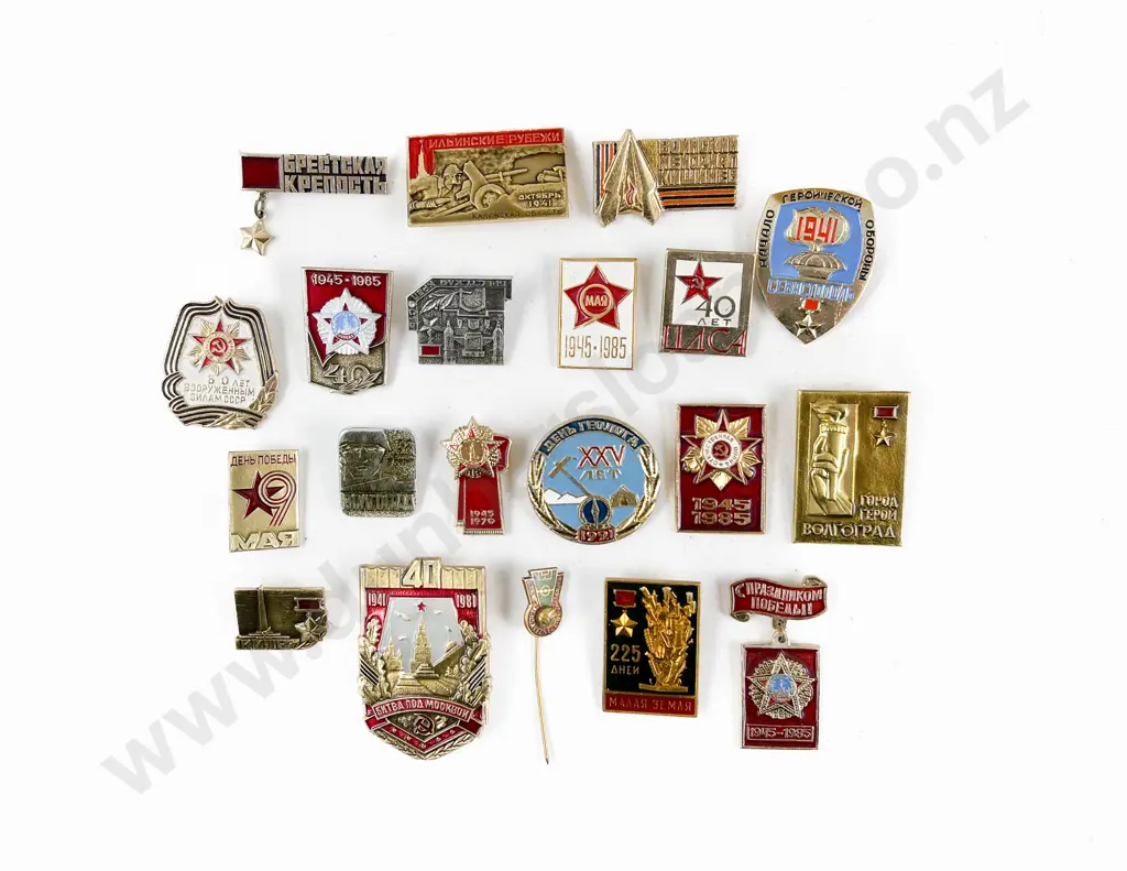 Collection Twenty Soviet Badges C1981 - 1991 Image 1++