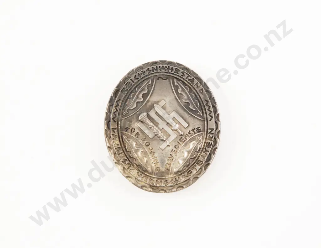 Silver Commemorative Loyal Service Badge Image 1++