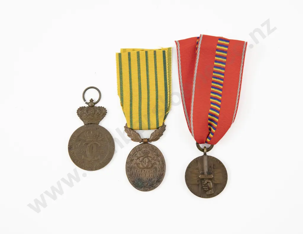 Three Romania Commemorative Medals Image 1++