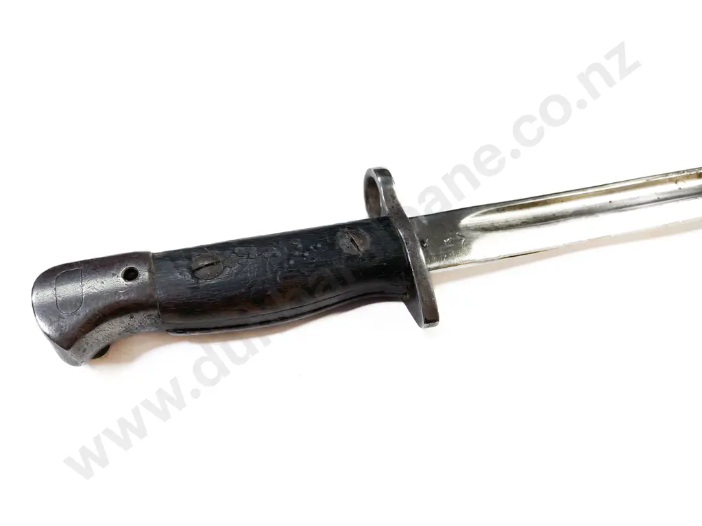 British Pattern 1907 Bayonet and Scabbard Image 1++