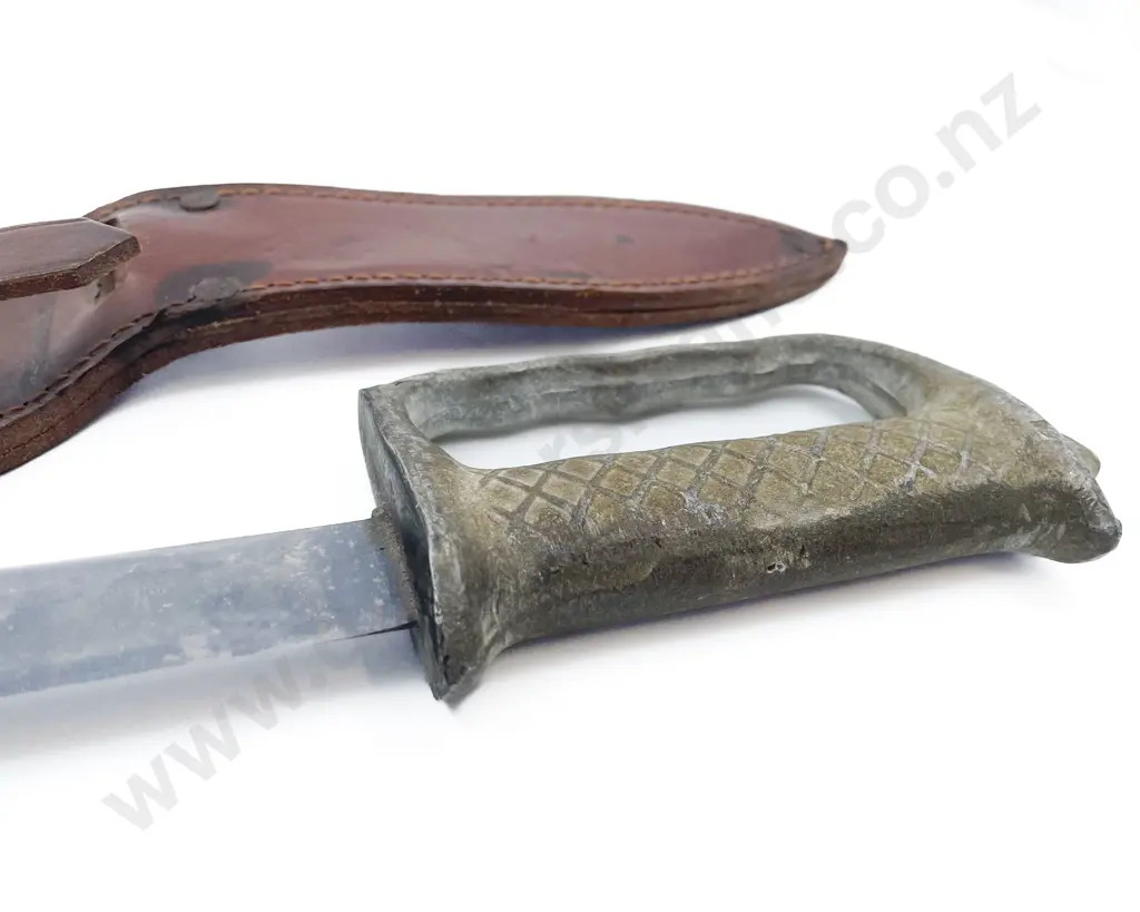 WWI British Trench Dagger Image 1++