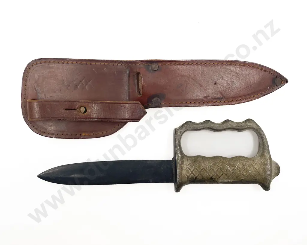 WWI British Trench Dagger Image 1++