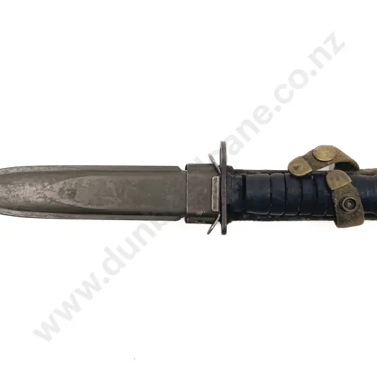US M-3 Trench Knife with M8 Scabbard