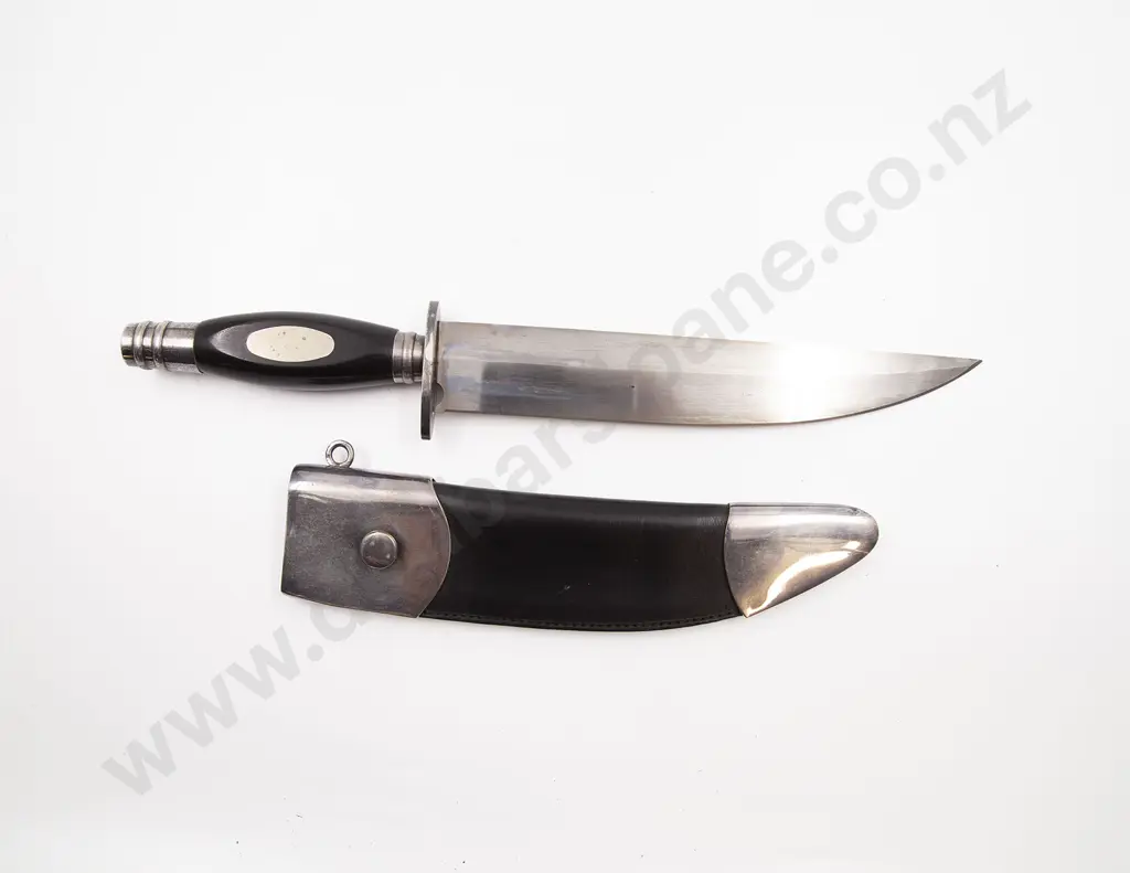 AS New Modern USA Made Bowie Knife Image 1++