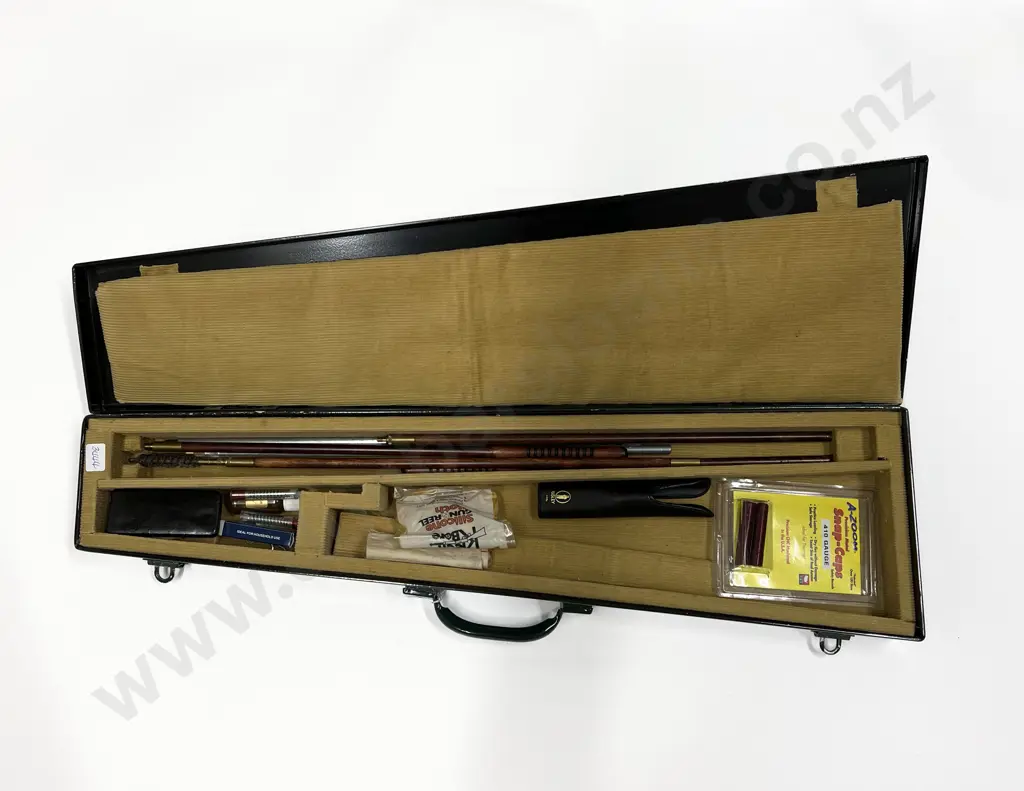 Green Enamelled Steel 410 Rifle Carry Case Image 1++