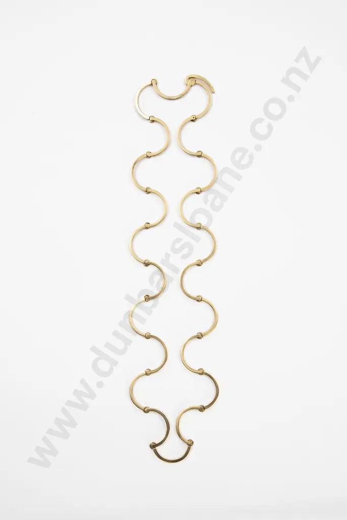 NZ Jeweller Kobi Bosshard 18ct Hinged Loop Necklace Image 1++