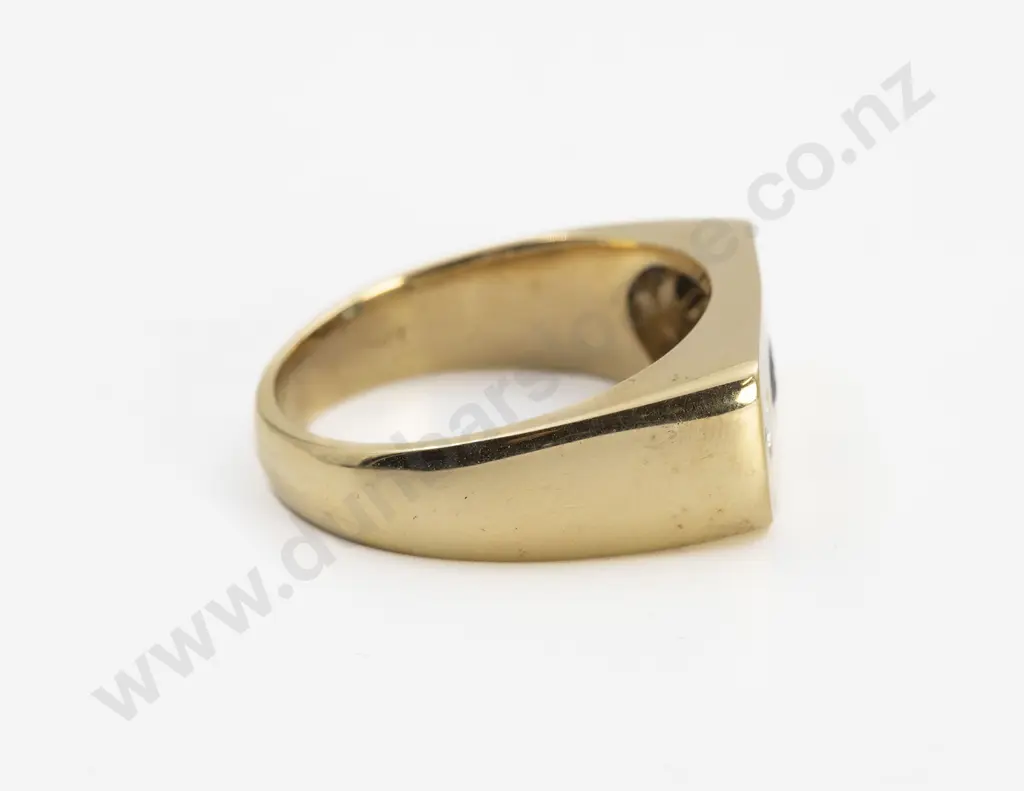 Heavy 18ct Three Stone Sapphire and Diamond Band Ring Image 1++