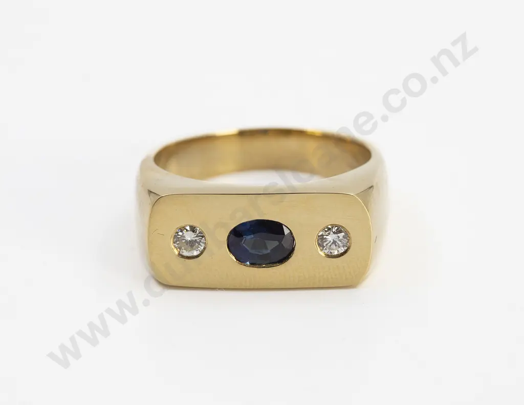 Heavy 18ct Three Stone Sapphire and Diamond Band Ring Image 1++