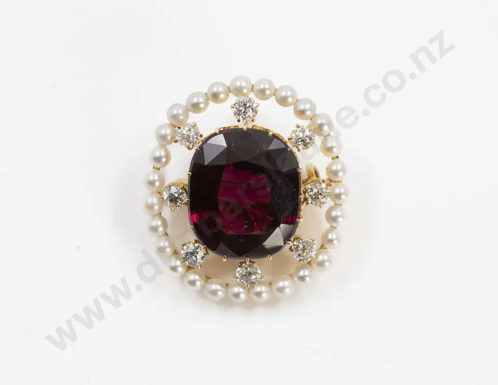 Victorian 14ct Garnet Diamond and Pearl Brooch/Pendant Image 1++