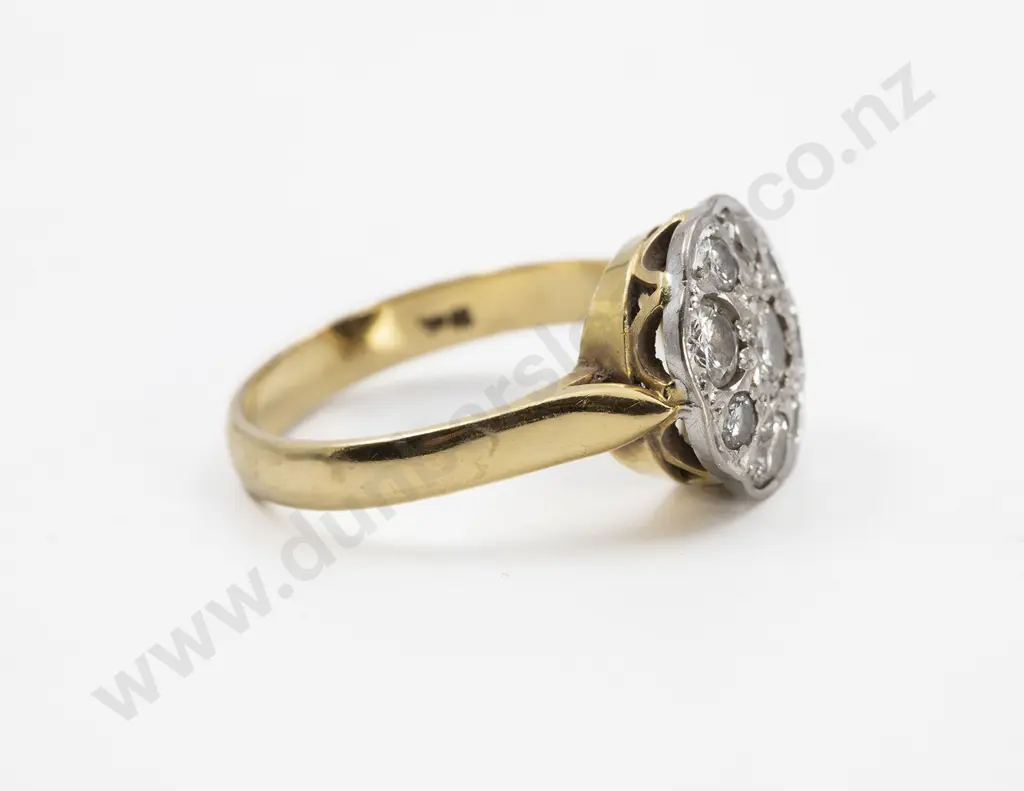 18ct Nine Stone Diamond Cluster Ring Image 1++