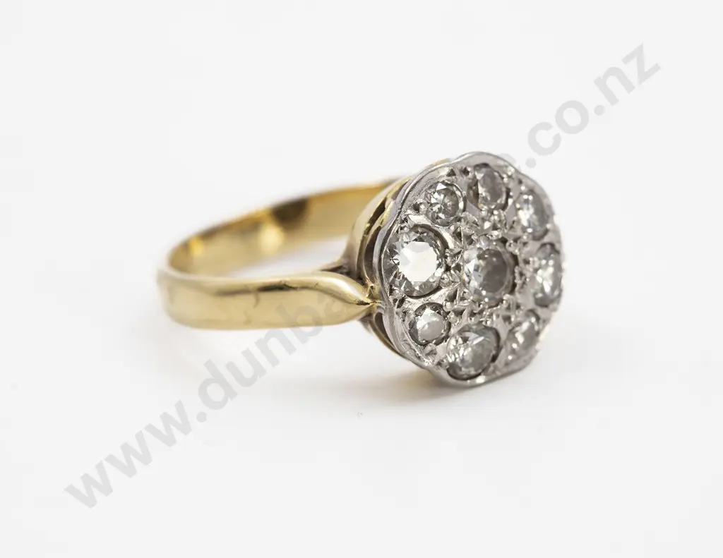 18ct Nine Stone Diamond Cluster Ring Image 1++