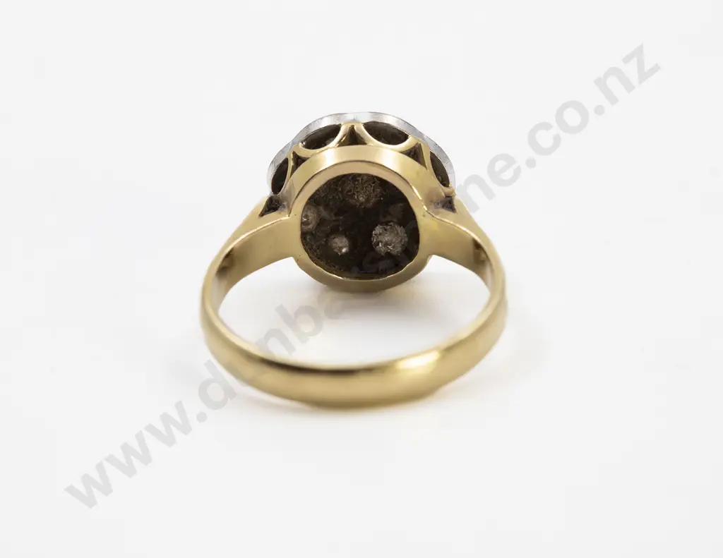 18ct Nine Stone Diamond Cluster Ring Image 1++