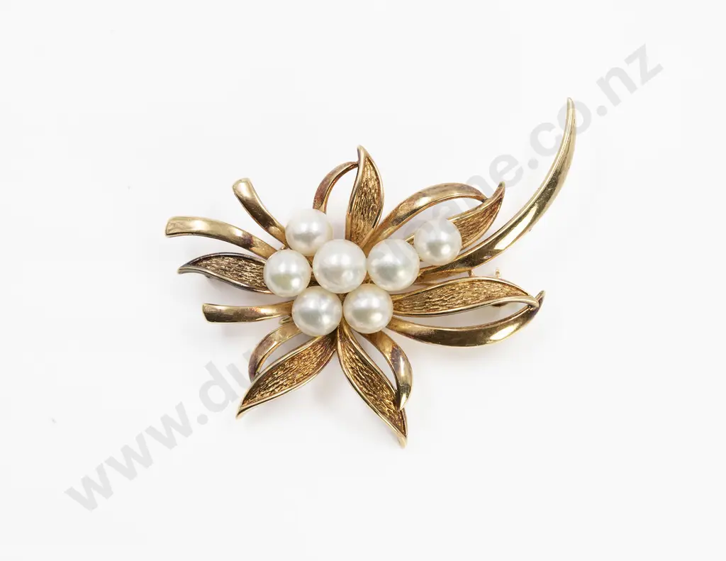 Mikimoto 14ct Seven Cultured Pearl Spray Brooch Image 1++