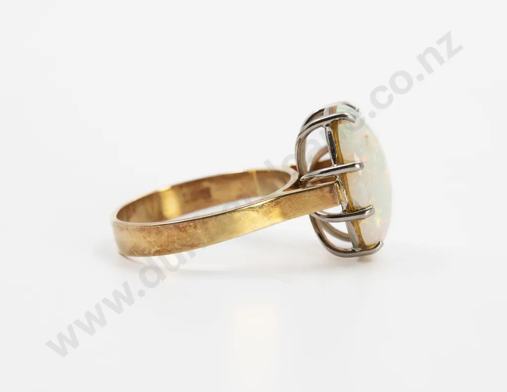 18ct Single White Fire Opal Dress Ring Image 1++