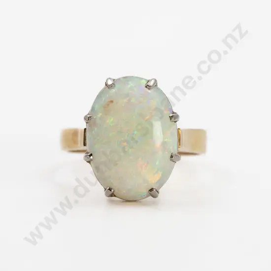 18ct Single White Fire Opal Dress Ring