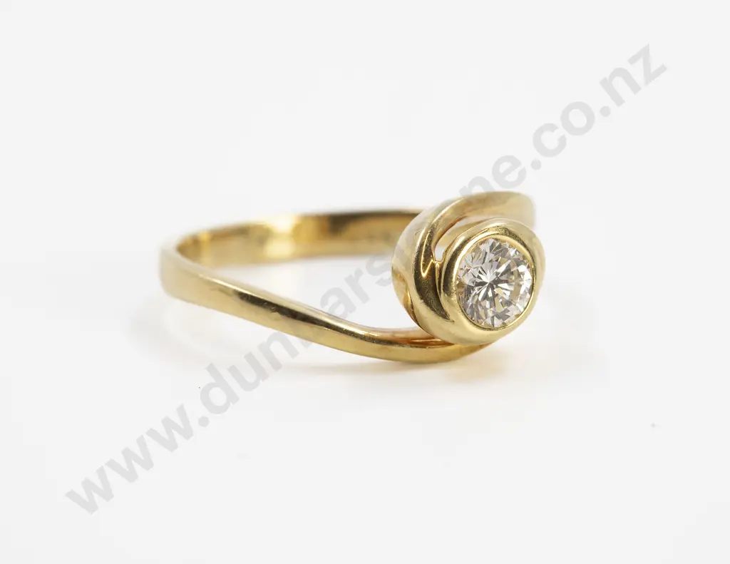 18ct Solitaire Diamond Ring Image 1++