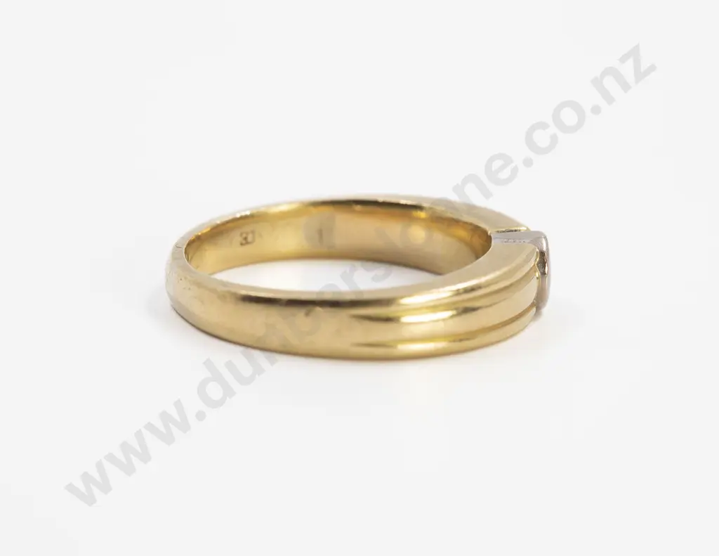 18ct Yellow & White Gold Solitaire Diamond Band Image 1++