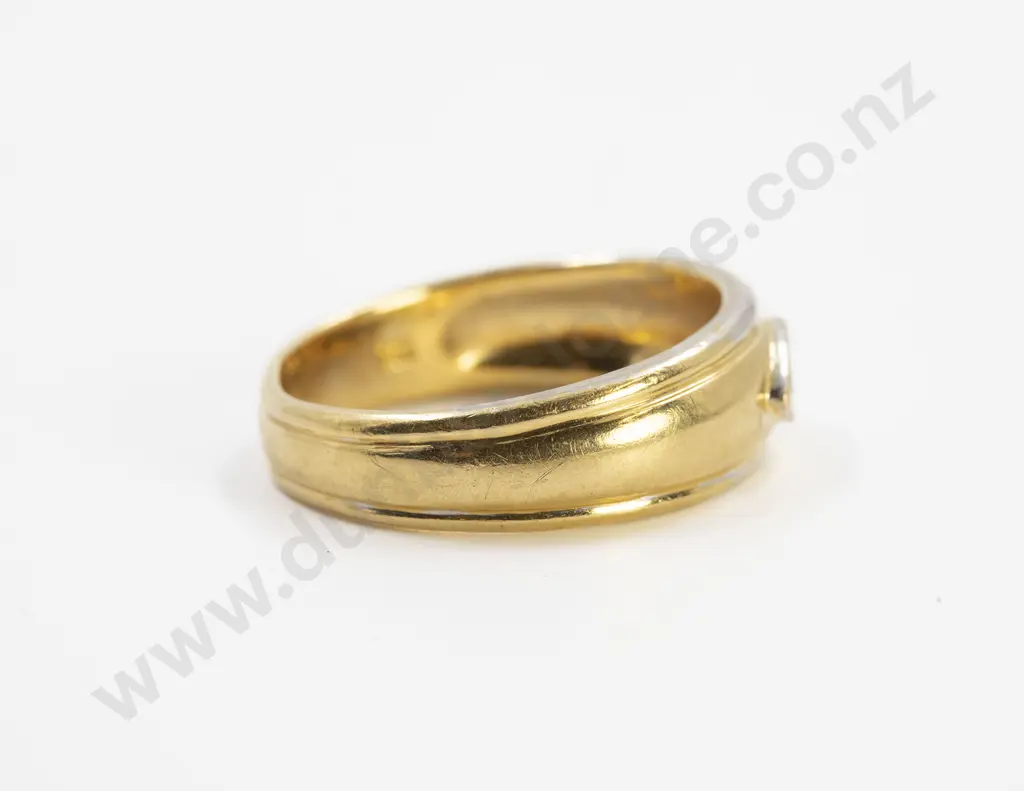 18ct Solitaire Diamond Band Image 1++