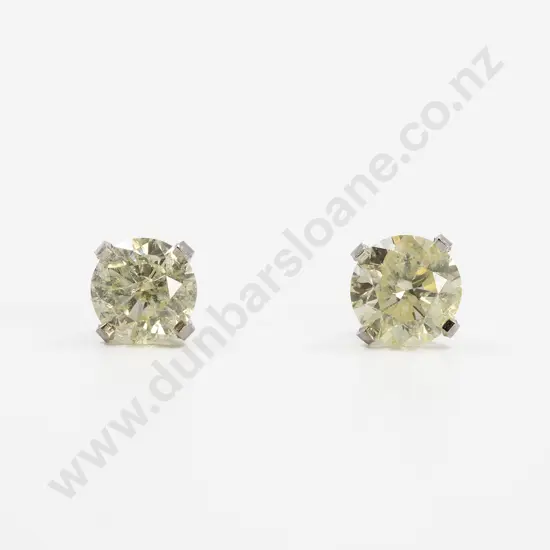 14ct White Gold Diamond Stud Earrings