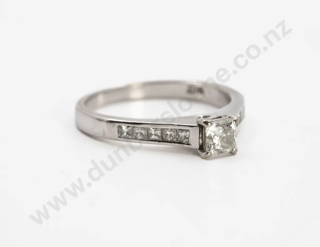 18ct White Gold Solitaire Diamond Ring Image 1++