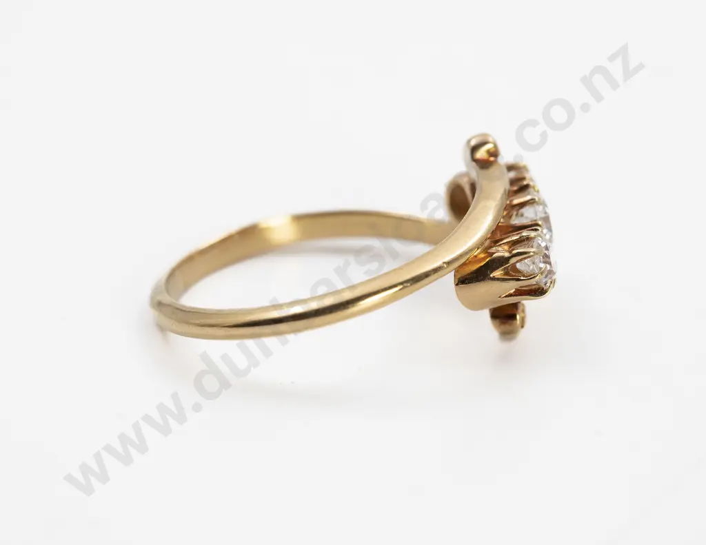 18ct Three Stone Diamond Bridge Ring Image 1++