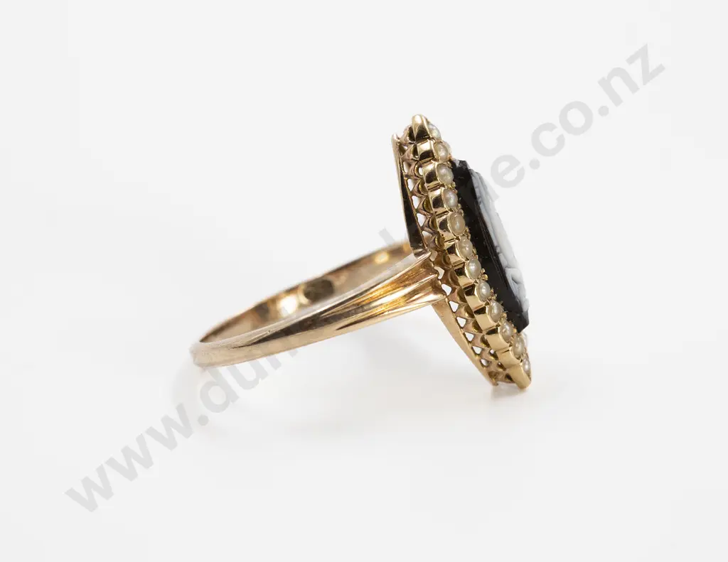 Victorian 15ct Onyx Cameo and Pearl Ring Image 1++
