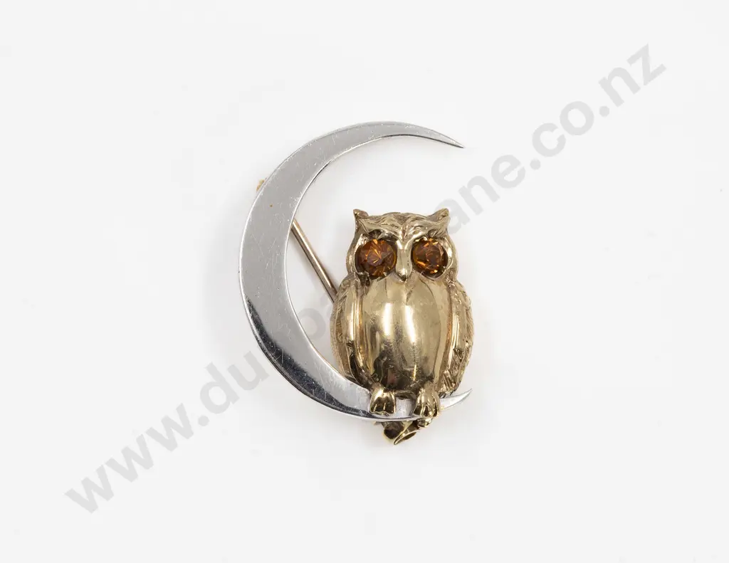 9ct Yellow and White Gold Owl and Crescent Brooch Image 1++