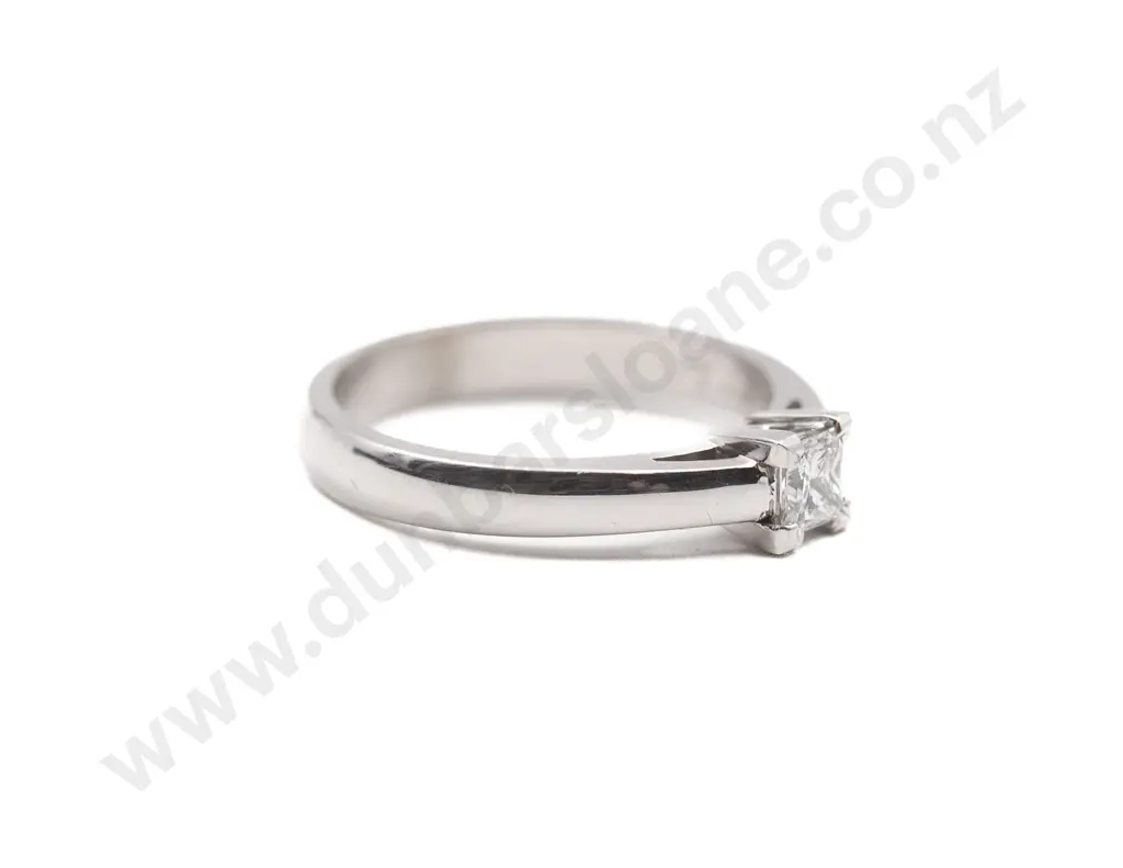 As New 18ct White Gold Solitaire Diamond Ring Image 1++
