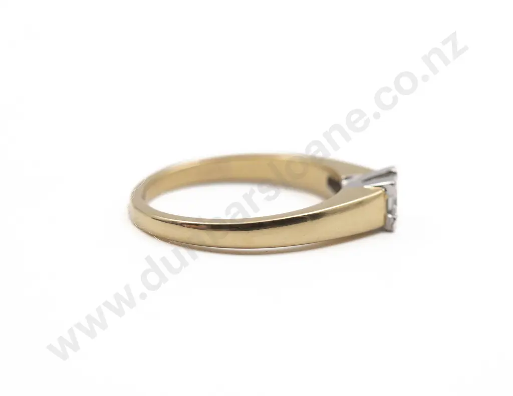 As New 18ct Solitaire Diamond Ring Image 1++