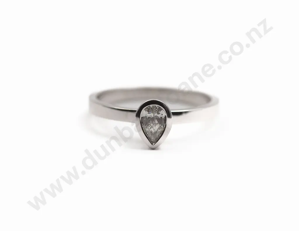 Karen Walker 9ct White Gold Solitaire Ring Image 1++