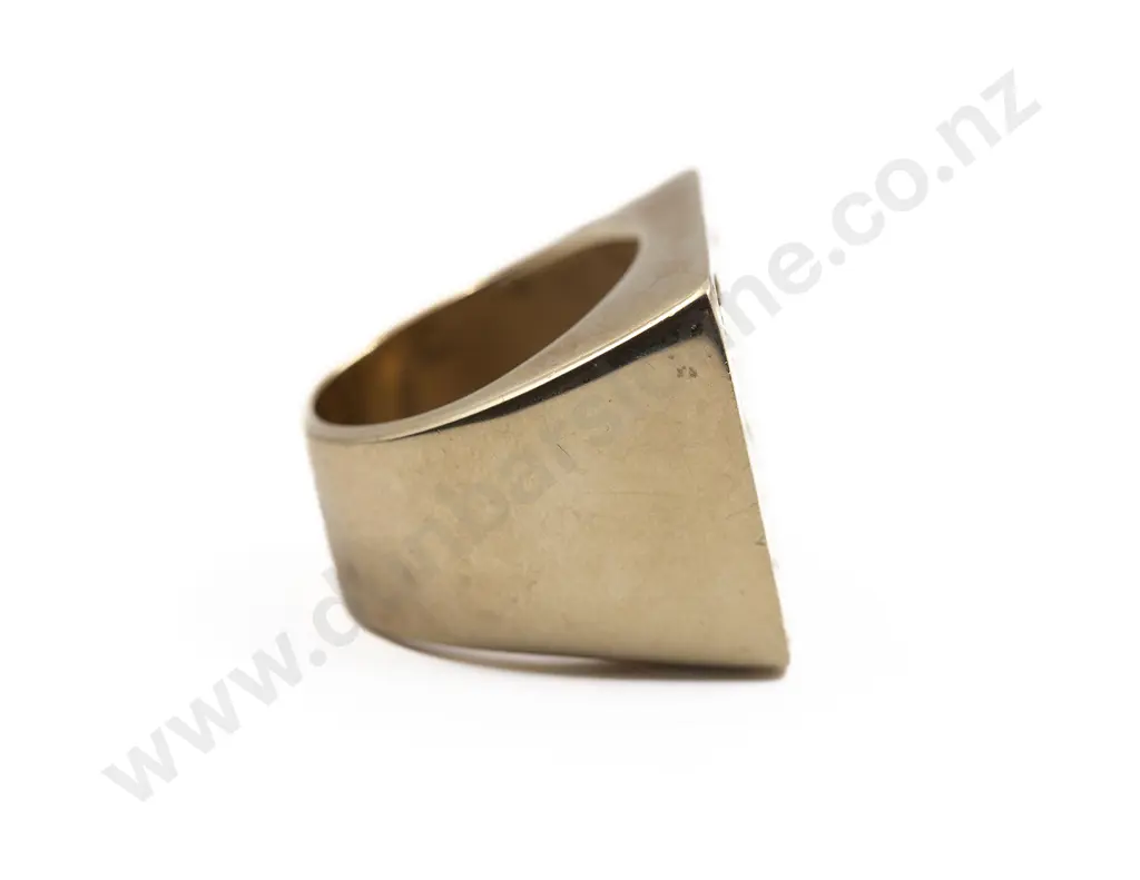 Karen Walker 9ct Fancy Filigree Signet Ring Image 1++
