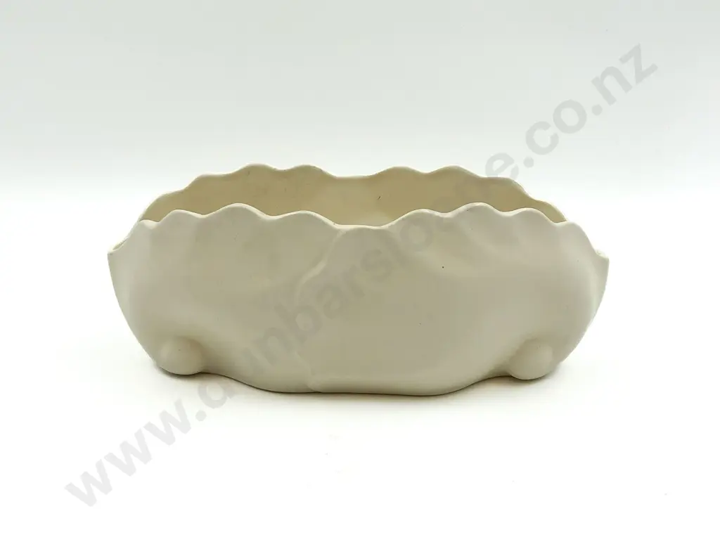 Crown Lynn Double Shell Form Trough Vase Image 1++