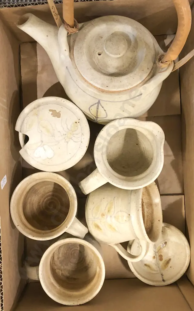 Quantity of Assorted Pottery Image 1++