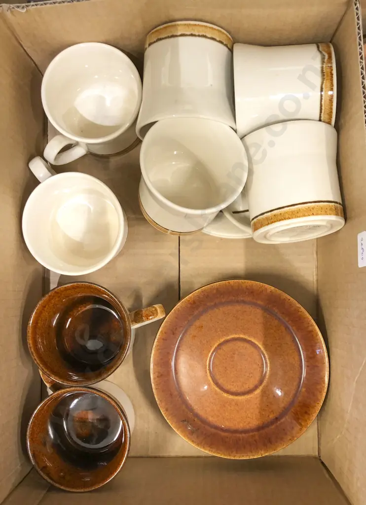 Assorted Crown Lynn Cups & Saucers Image 1++