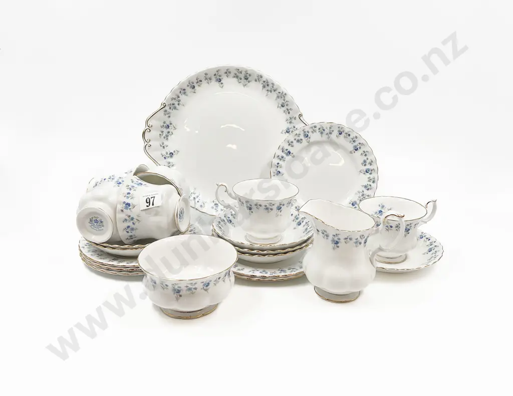 Royal Albert 'Memory Lane' Part Teaset Image 1++